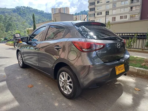 Mazda 2 Turing Automatico 2020