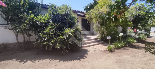 Casa En Venta De 3 Dorm. En Olmué