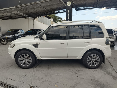 Mitsubishi Pajero TR4 2.0 4X2 16V 140CV FLEX 4P AUTOMÁTICO