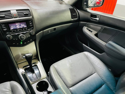 Imagen 10 de 15 de Honda Accord Ex-l 3.0 V6 At 2005 Smart Garage