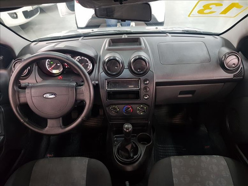 Ford Fiesta 1.0 Mpi Hatch 8v