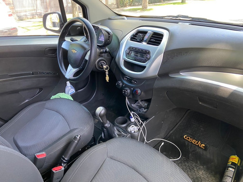 Imagen 10 de 15 de Chevrolet Spark Gt