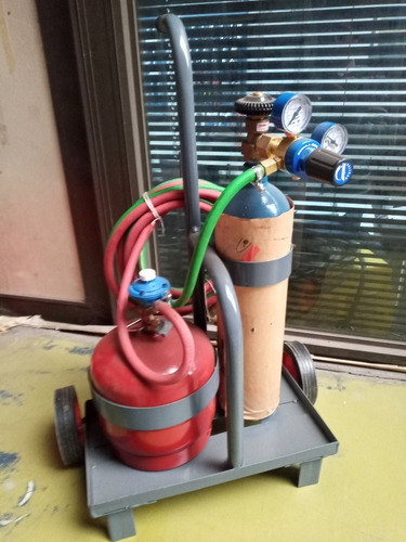 Equipo Soldar Miniautogena Garrafa 2 Kg Y Oxigeno 1/2 M3