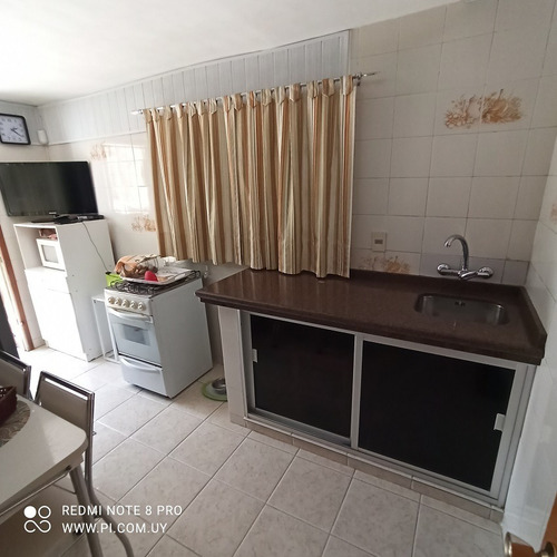 Imagen 7 de 14 de Venta Casa, Bella Italia, 1 Dormitorio, Garaje Y Jardín.