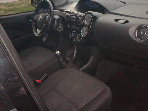 Toyota Etios 1.5 Sedan Xls
