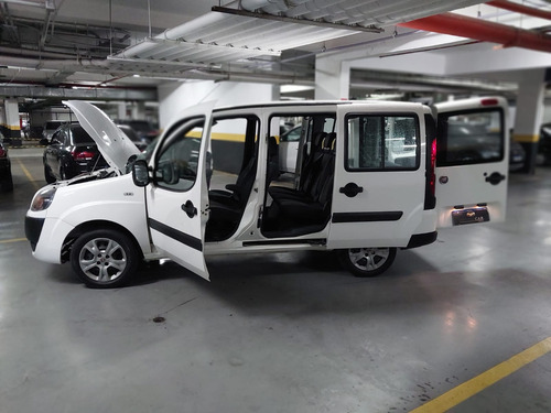 Fiat Doblo 1.8 16v Essence 5l Flex 5p
