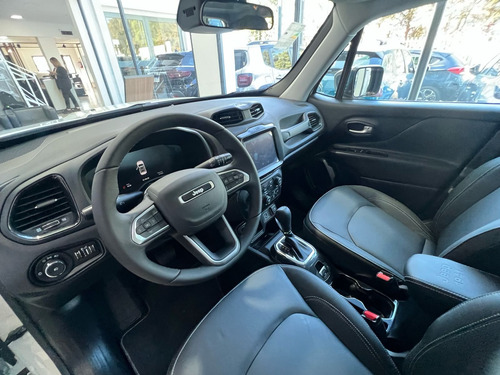 Jeep Renegade 1.3T Longitude At6 Fwd