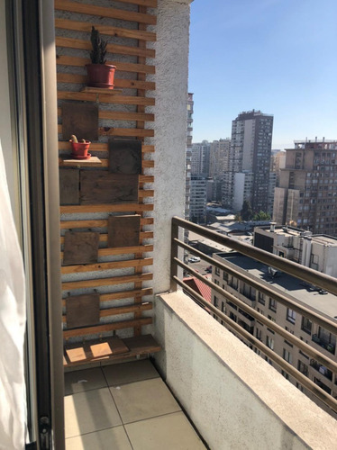 Depto 2 Dormitorios 1 Baño, Con Balcón Y Estacionamiento