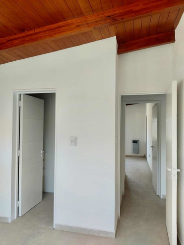 Imagen 9 de 12 de En Alquiler Duplex 3 Dormitorios Housing