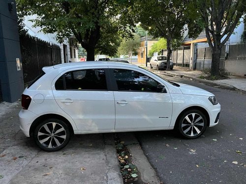 Volkswagen Gol Trend 1.6 Sportline 101cv