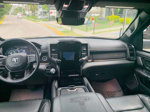 Dodge Ram 2500 Limited 5.7