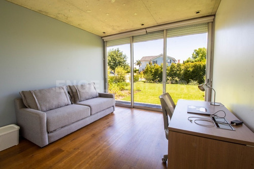 Imagen 11 de 17 de Elegante Residencia En Lomas De La Tahona - Id 5360