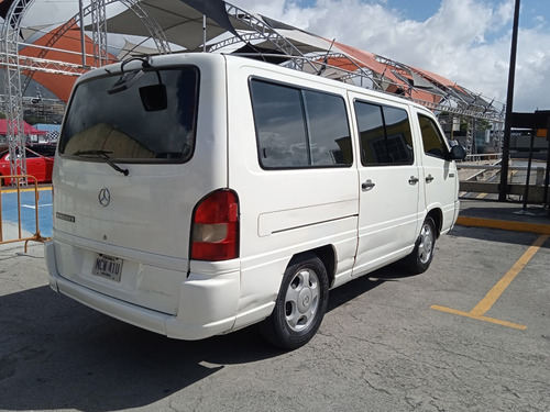 Imagen 7 de 13 de Mercedes Benz Mb100