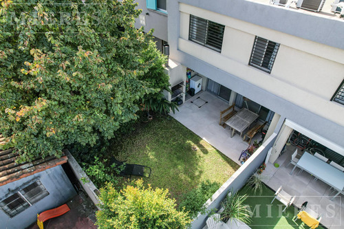 Dúplex Con Excelente Ubicación En Las Lomas De San Isidro
