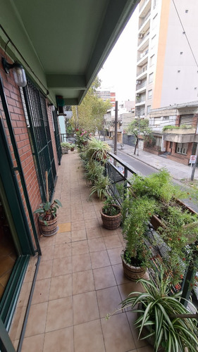 Imagen 3 de 18 de Venta De Departamento 3 Ambientes Espectacular Muy Luminoso Al Frente Gran Balcon