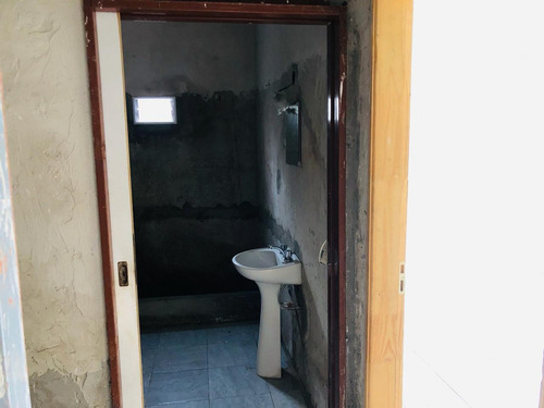 Imagen 9 de 13 de Casa A Terminar - José C. Paz - A 300 Mts. De Gaspart Campos