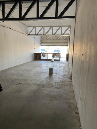 Imagen 3 de 3 de Local 130m Pura Planta Baja