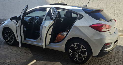 Chevrolet Cruze 5 1.4 Rs At 5 p