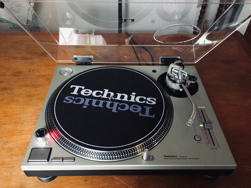 Tornamesa Technics Sl-1200mk5 Plateada, Inmejorable Estado