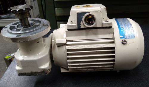 Abm 4db56a-2 Motor 220/415 V, 50 H (Usado)