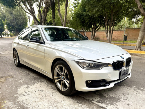 BMW Serie 3 2.0 328ia Sport Line At
