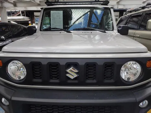 Suzuki Jimny 1.5 M/t