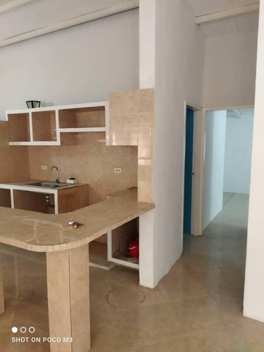 Imagen 2 de 12 de Se Vende Casa En Urb Juana La Avanzadora Maturin Ve02-693zi-dced