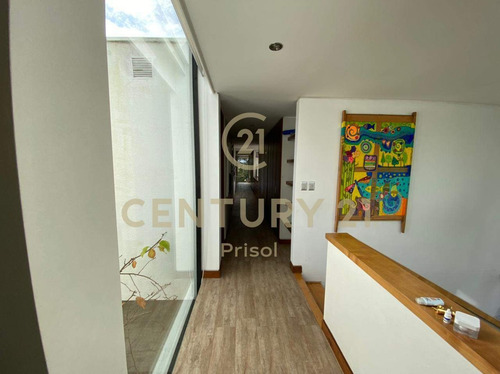 Imagen 14 de 26 de Venta De Casa Residencial En Exclusivo Sector Portal De L...