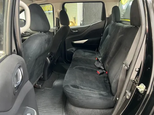 Nissan NP300 Frontier 2.5 Le Aa Mt