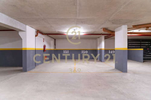 Venta De Garage En Ciudad Vieja - Ideal Inversión