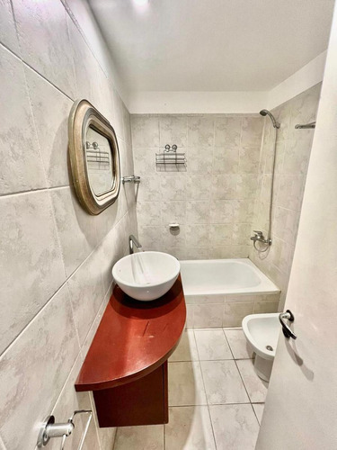 Departamento En Plaza Mitre 3 Amb