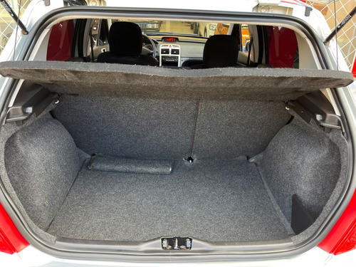 Peugeot 307 1.6 PRESENCE PACK 16V FLEX 4P MANUAL