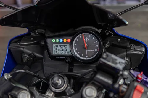 Yamaha R15 2018