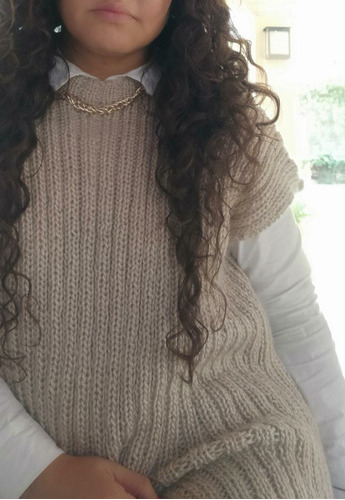 Chaleco De Lana Antialérgico Beige A Mano Elástico Largo