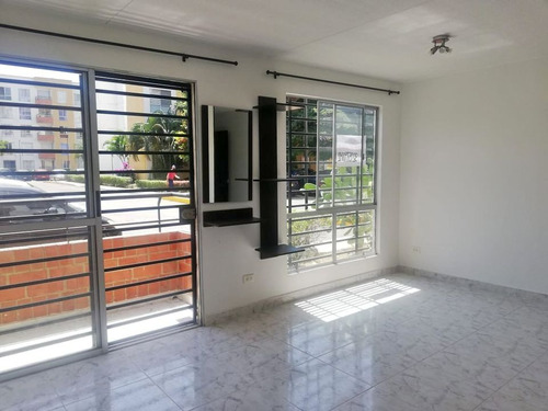 Venta Apartamento En Bochalema, Sur De Cali 958.