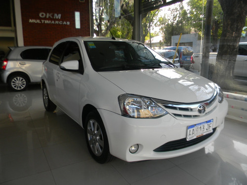 Imagen 2 de 22 de Toyota Etios 1.5 Xls 2017 !!! Exelente !!