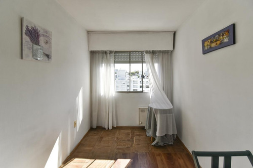 Imagen 10 de 11 de ¡lindo Apartamento De 2 Dormitorios Y 2 Baños, Piso Alto, Bien Ubicado, Muy Luminoso!