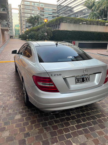 Imagen 3 de 14 de Mercedes-benz Clase C 1.8 C250 Avantgarde B.efficiency At