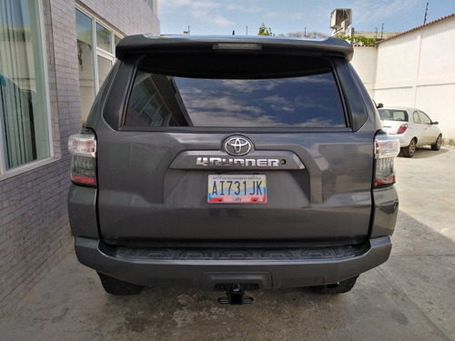 Imagen 5 de 16 de Toyota 4runner Sr5 Premium 4x2