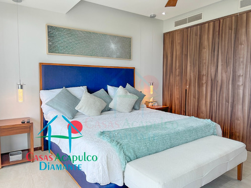 Cad La Isla Emerald I8. Amplio Departamento En Condominio De Playa Con Terraza Y Vista A Las Áreas Comunes