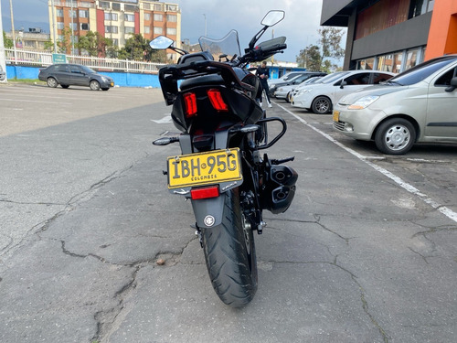 Imagen 7 de 18 de Bajaj Dominar D400 2023