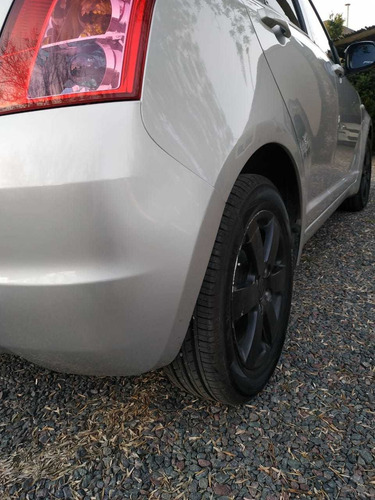 Imagen 5 de 9 de Suzuki Swift 2010 1.5 N