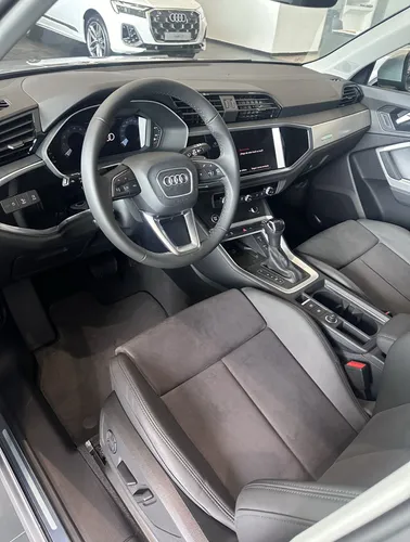 Audi Q3 1.4 35 Tfsi Ambition Plus