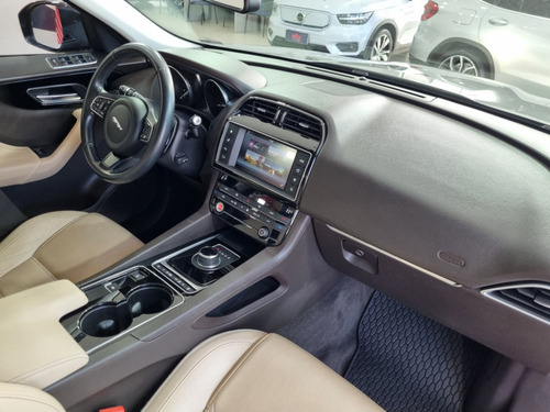 Jaguar F-PACE 2.0 16V TURBO DIESEL PRESTIGE AWD 4P AUTOMÁTICO
