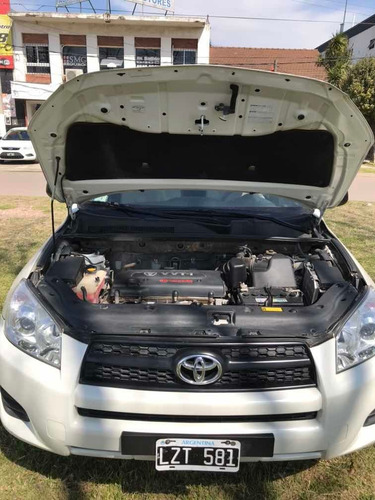 Toyota Rav4 2.4 4x2 At 2012
