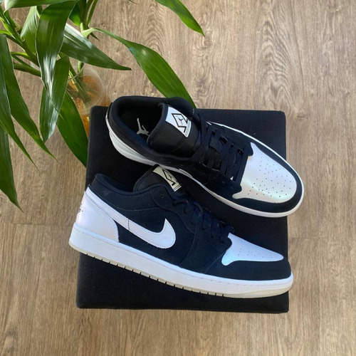 Air Jordan 1 Low Diamond