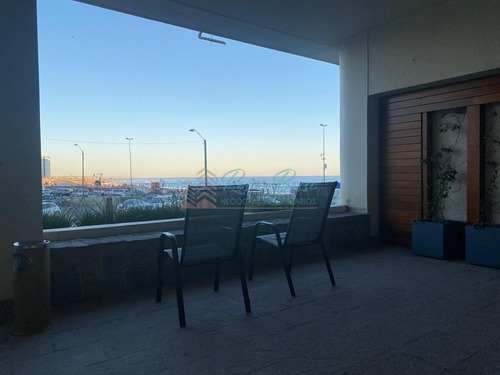 Imagen 3 de 10 de Mono Ambiente En Península Para La Venta.