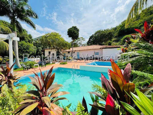 Choroní !! Hermosísima Casa De Hacienda, Estilo Colonial, Operando Actualmente Como Posada Con Servicios, 6.273 M2 Terreno, 1.000 M2 Construcc. 10 Hab., 10 Baños, 20 Pe. Proyecto De Expansión !!