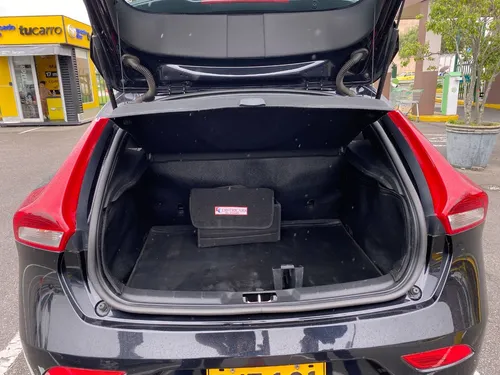 Volvo V40 1.4 T4 KINETIC AT