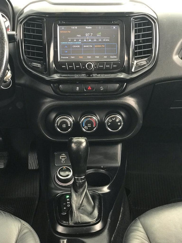 Imagem 12 de 15 de Toro Freedom 2.0 16v 4x4 Diesel Aut.